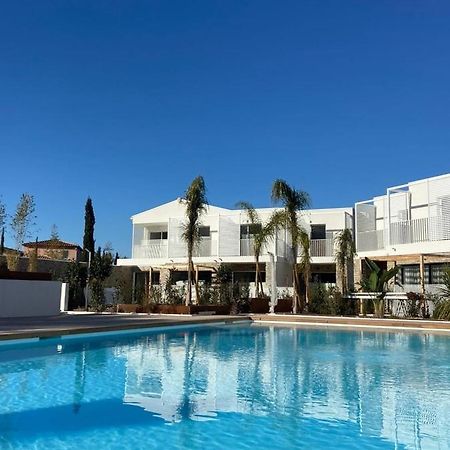 Van Der Valk Hotel Bloom Saint Aygulf Bagian luar foto