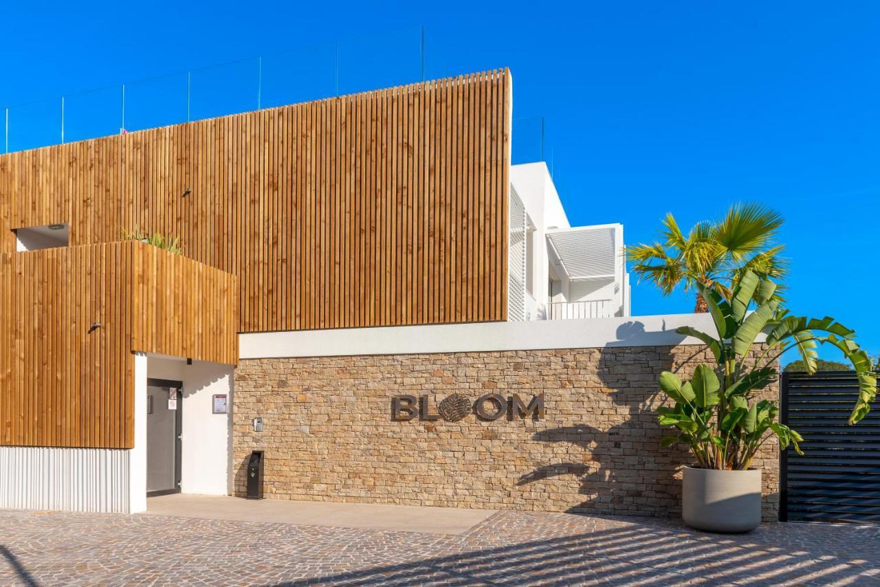 Van Der Valk Hotel Bloom Saint Aygulf Bagian luar foto