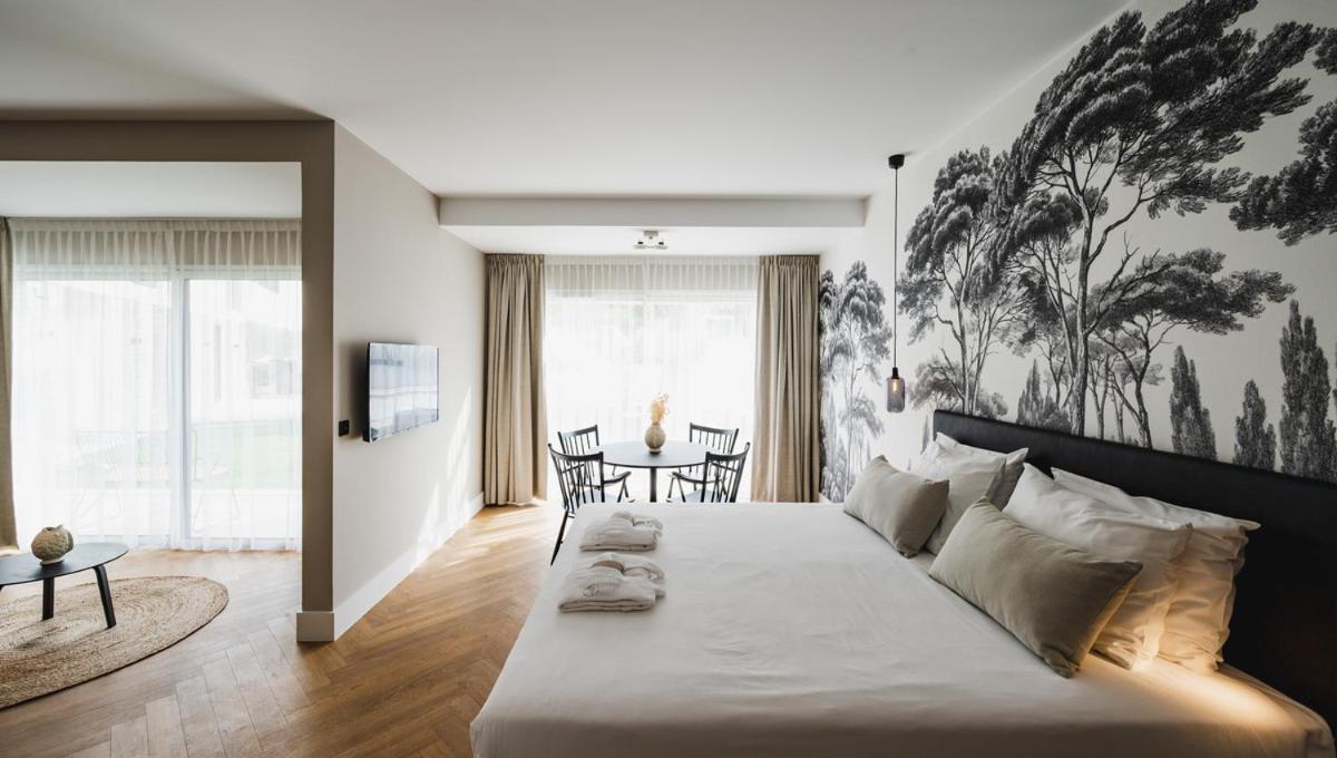 Van Der Valk Hotel Bloom Saint Aygulf Bagian luar foto