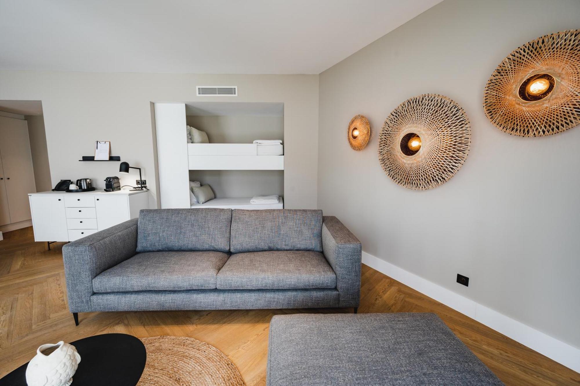 Van Der Valk Hotel Bloom Saint Aygulf Bagian luar foto