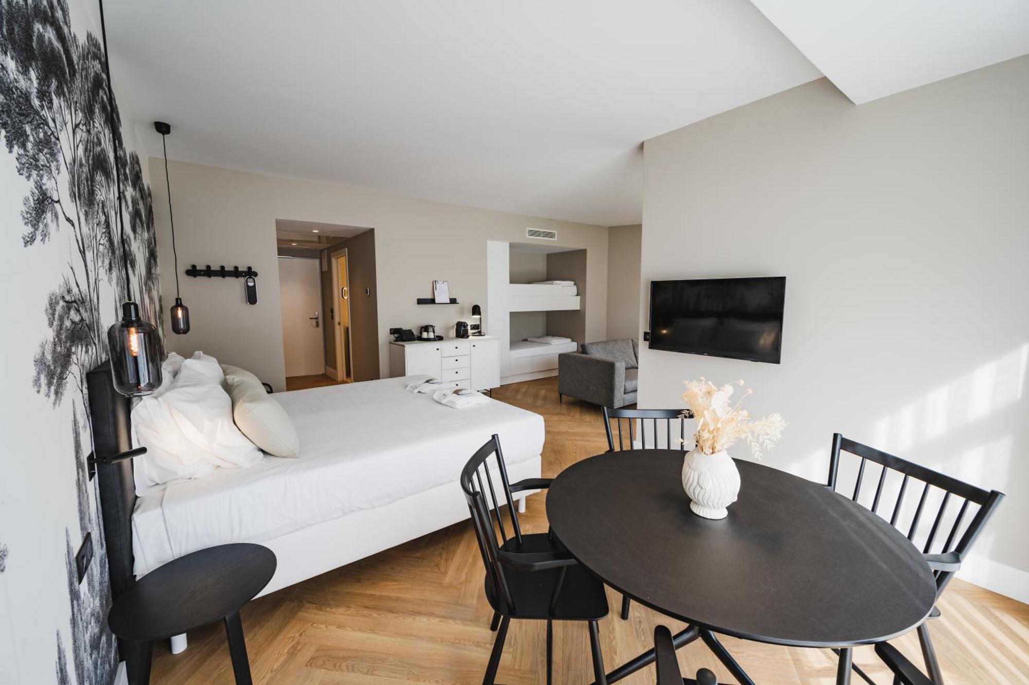 Van Der Valk Hotel Bloom Saint Aygulf Bagian luar foto